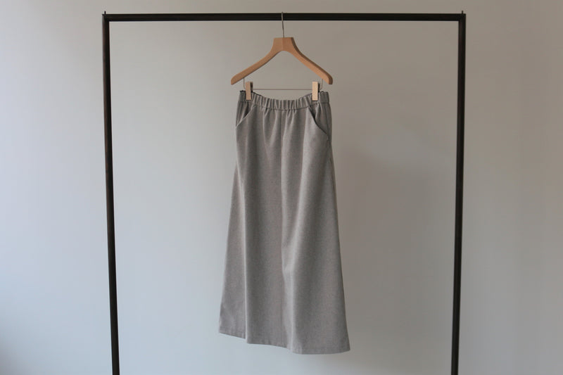 wool side flare skirt